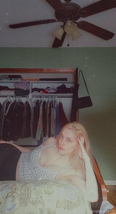 savingmyinsanity model pornographic photos