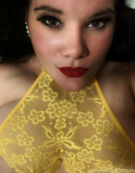 kdepew art model photos