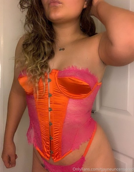 avery maeex naked actress photos