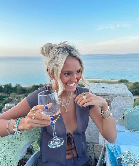 Misha Grimes exclusive actress img