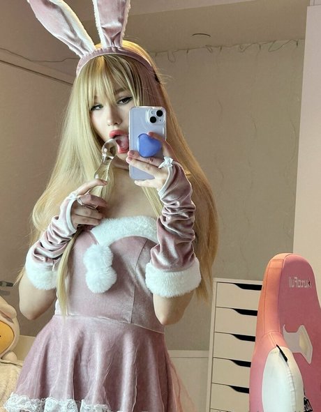 kiraistiny model nude picture