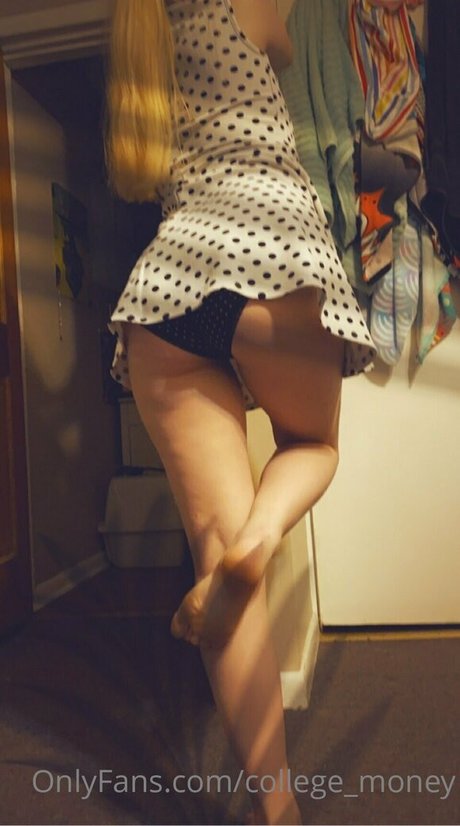 college money exclusive model img