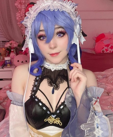 Meikasama pretty model image