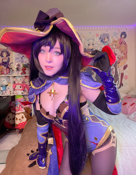 blonde babe onlyfans exclusive photo