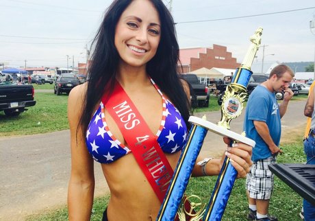 Casey Samsel nudes actress pictures