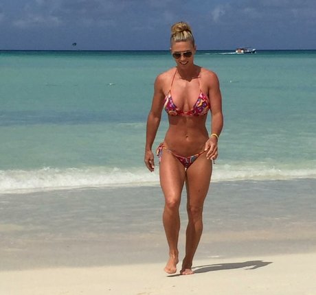 Callie Bundy beautiful model photos