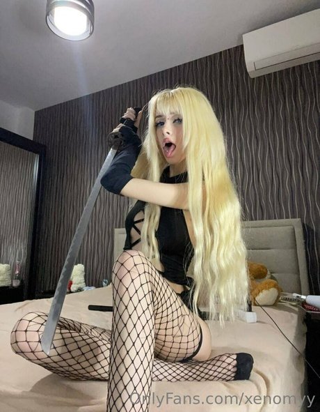 Xenomyy model beautiful img