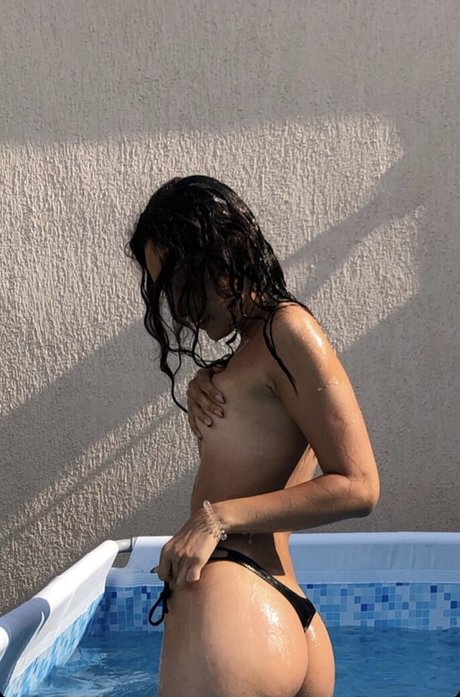 Daiana Dugalia star perfect photo