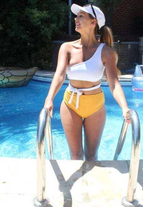 Kelsey Baile star adult pics