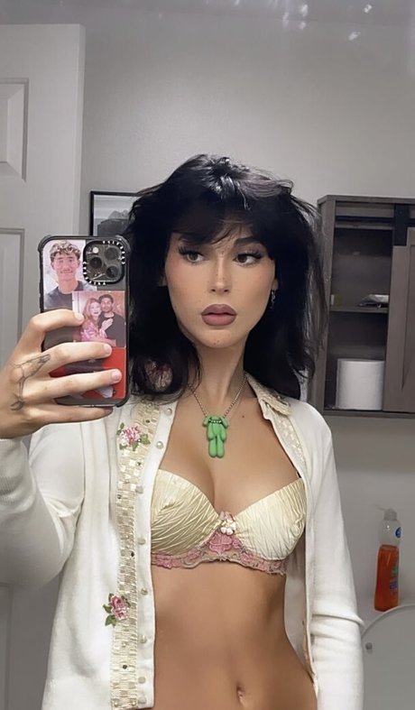 Kate Baum hot star photos