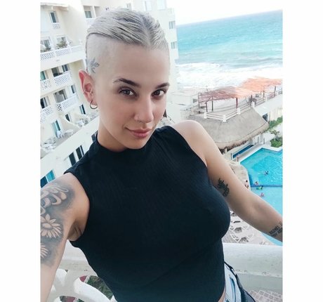 Lucila Villar star naked pic