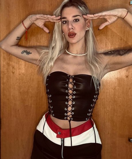 Lucila Villar sexy model images