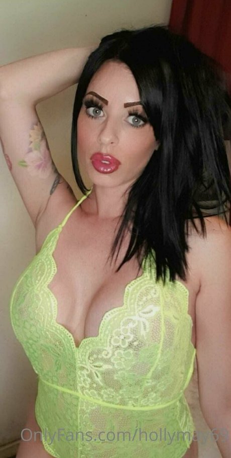 hollymay69 pretty star pic