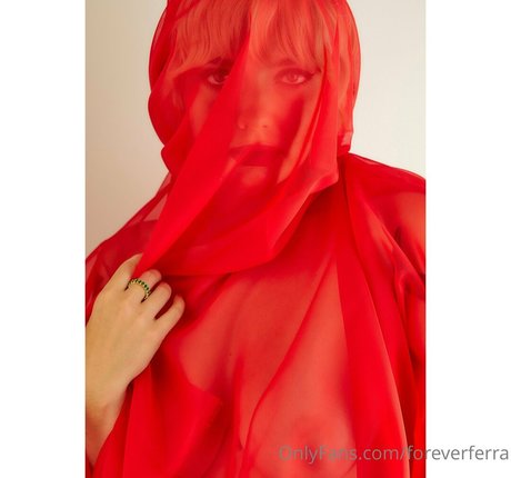 latina solo onlyfans art naked picture