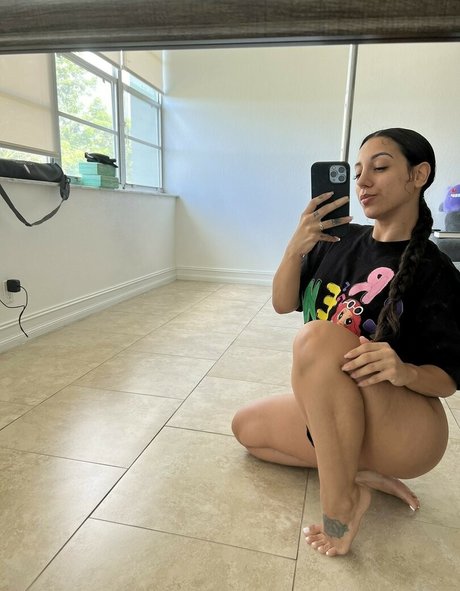 cameltoe onlyfans pornographic photos