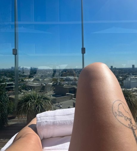 Mae Muller top pornstar picture