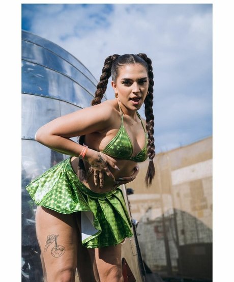 Mae Muller pornstar photo