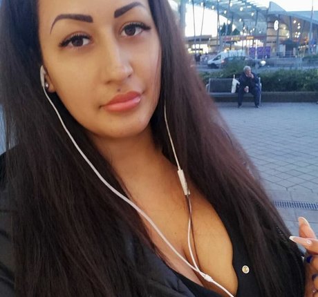 Csimbora Barbara star picture