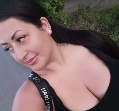 Csimbora Barbara free model images