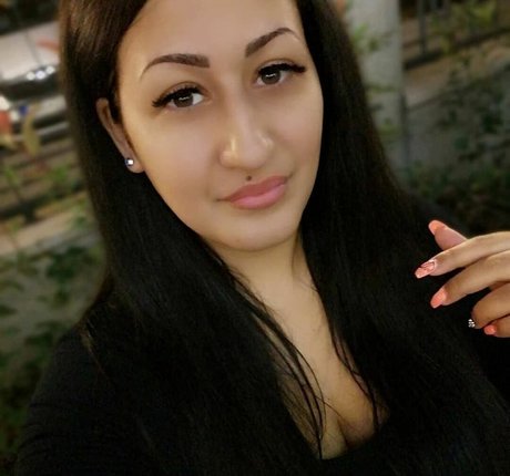 Csimbora Barbara xxx model galleries