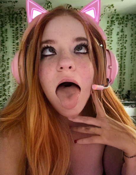 redpandaeyes model perfect galleries