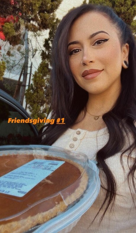 meghanelle free pornstar pics