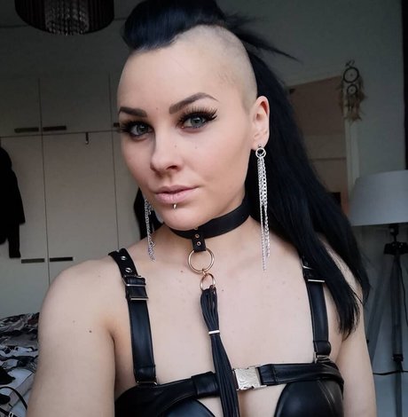 VMissyB model hot archive