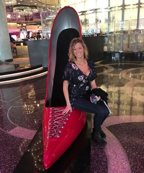 japanese schoolgirl onlyfans adult img