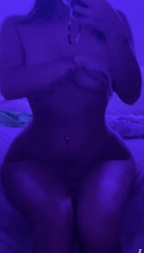 Lou mrcsl nude pornstar pictures