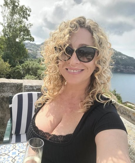 Sabina Di Iorio nude pornstar photos