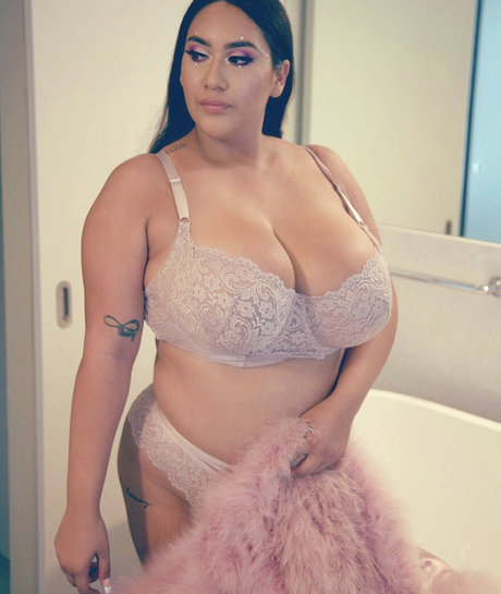 realroses actress pic