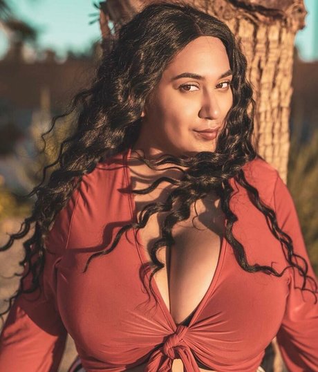 realroses model hot picture