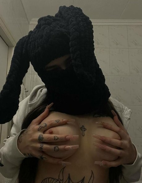 meshtiish exclusive pornstar photo