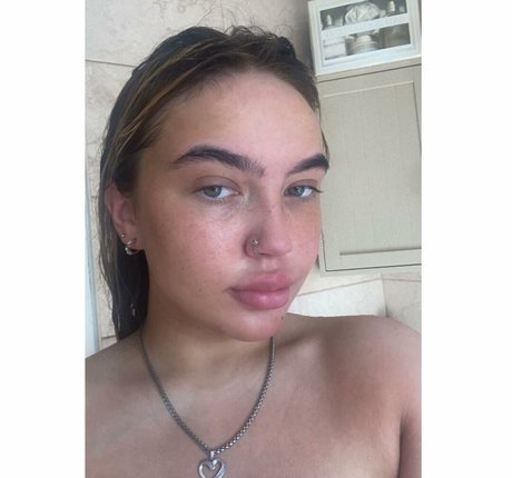 Caoimheeee model best image