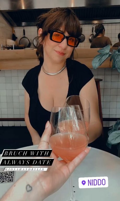 Josahandry Lia beautiful pornstar galleries