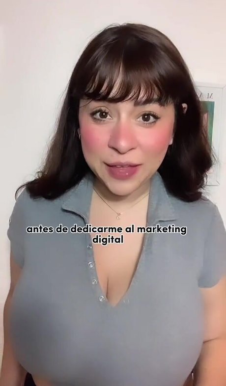 Josahandry Lia exclusive actress images