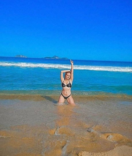 eijanine naked pornstar image