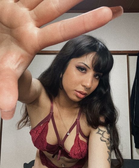 Death Heartt nude pornstar archive