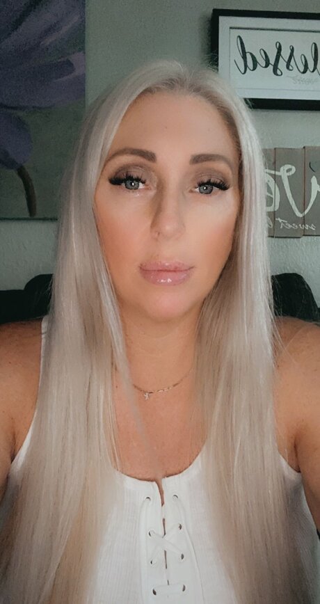 Erica sexy model pictures