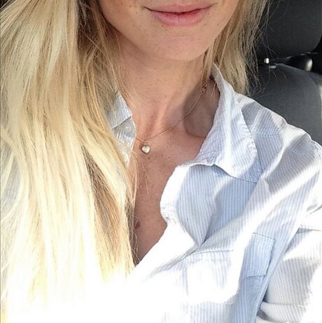 ShadyCatie model porn pics