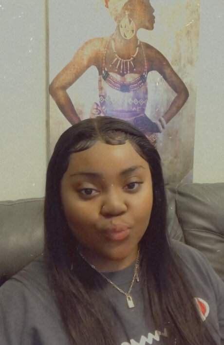 Iamthickkkk pornographic star image