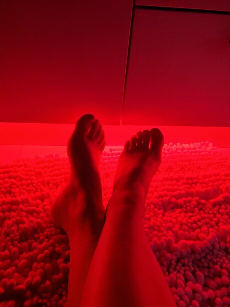 Lovemyfeet pornstar pic