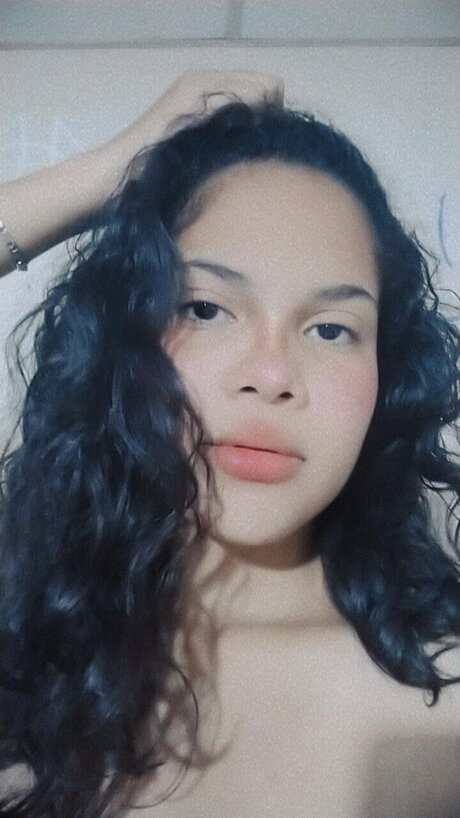 Luisana Mart nez naked pornstar pictures