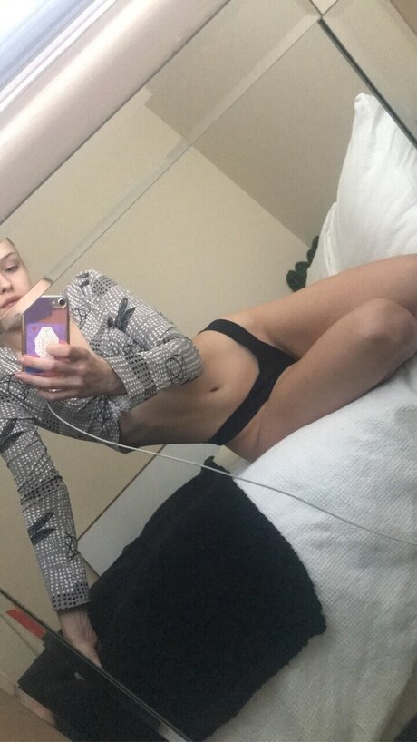 Tina_ art pornstar photo