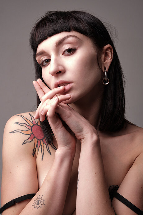 Nikatteen model sex image