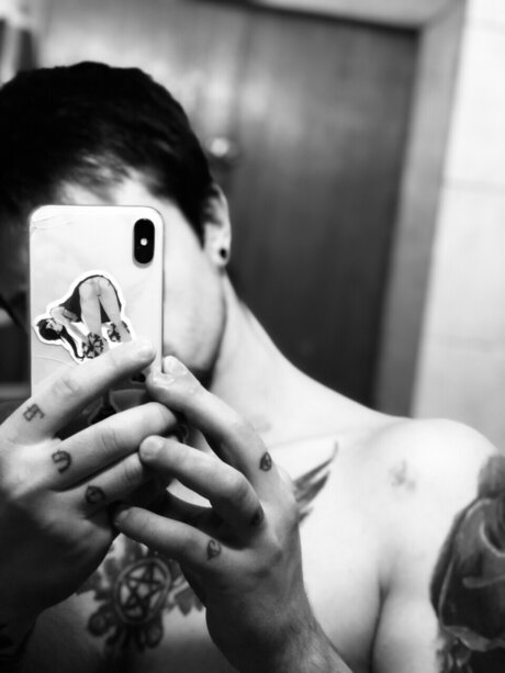 Valter Cult model porn pic