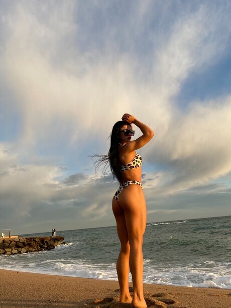 Dilara Deniz star nude picture