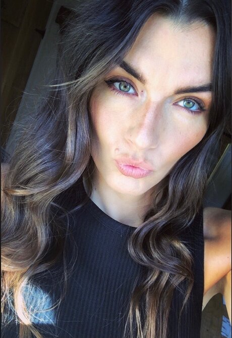 Nerual_ pornstar hot photos