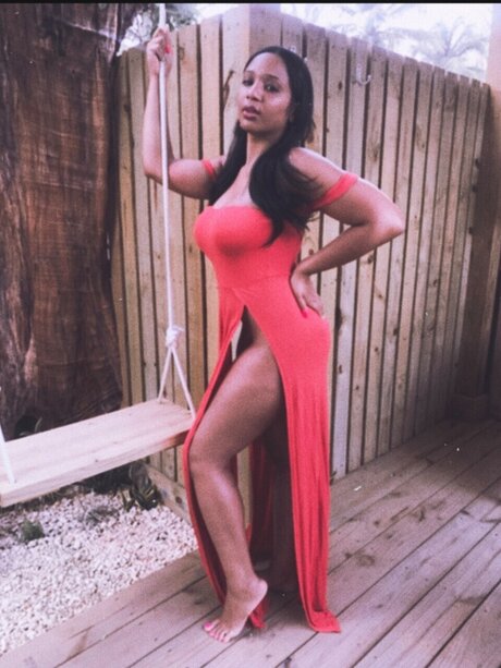 Sad_ model perfect pic