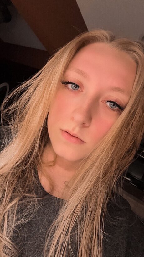 Skylar Rose star photos